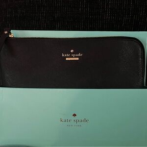 Kate spade charging clutch